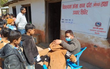 स्वास्थ्य शिविरमा बैतडीका ७ सय ५० विद्यार्थीले सेवा लिए 